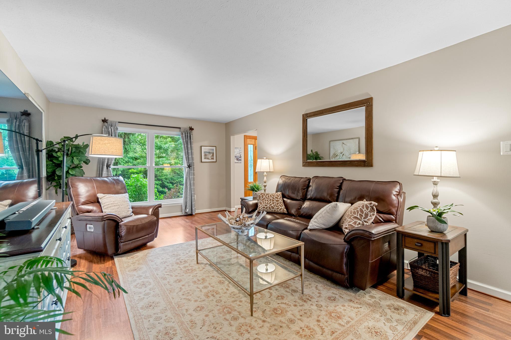 594 Duffield Dr