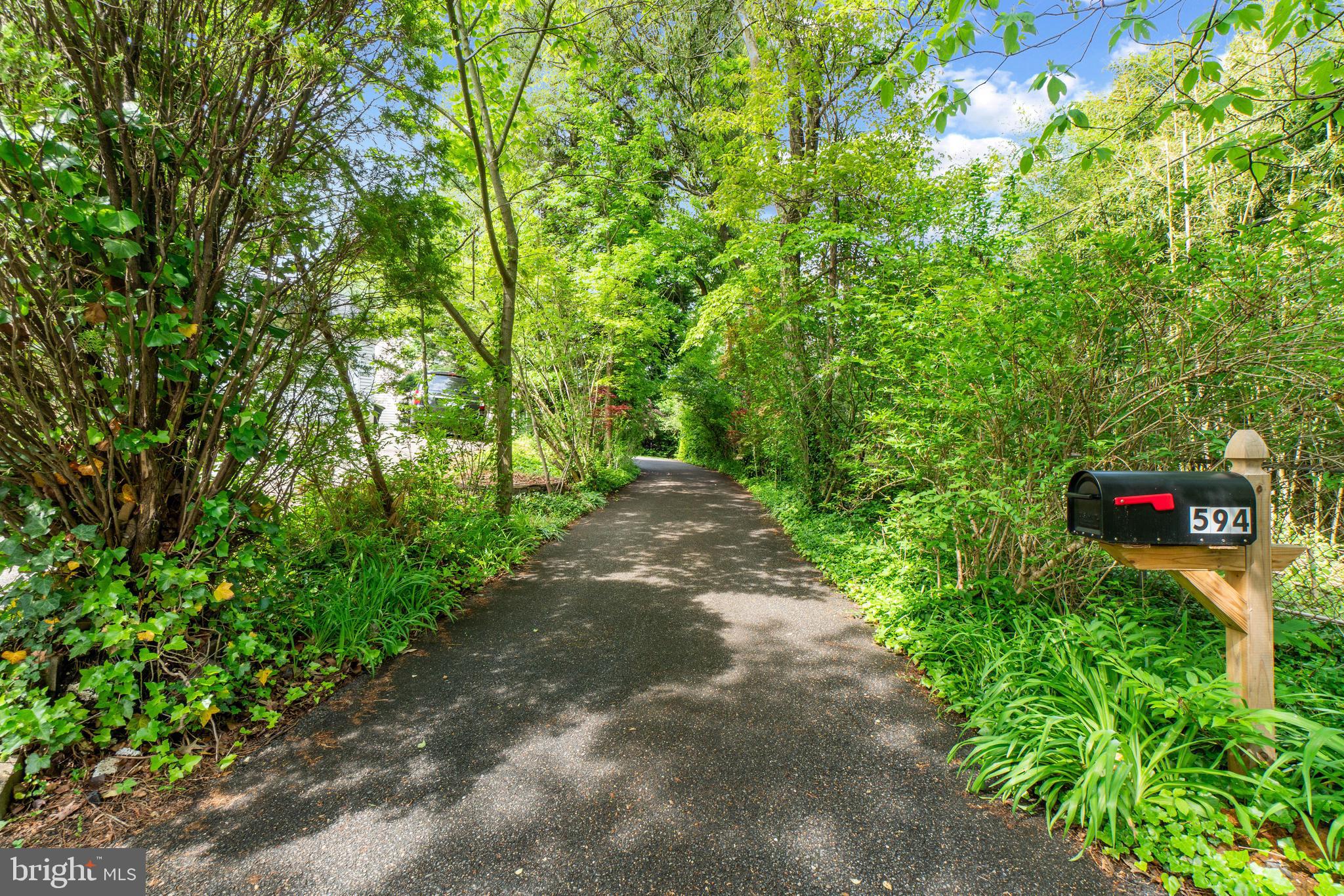 594 Duffield Dr