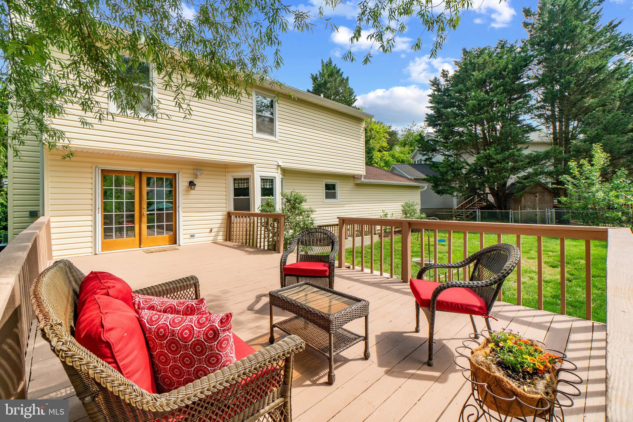594 Duffield Dr