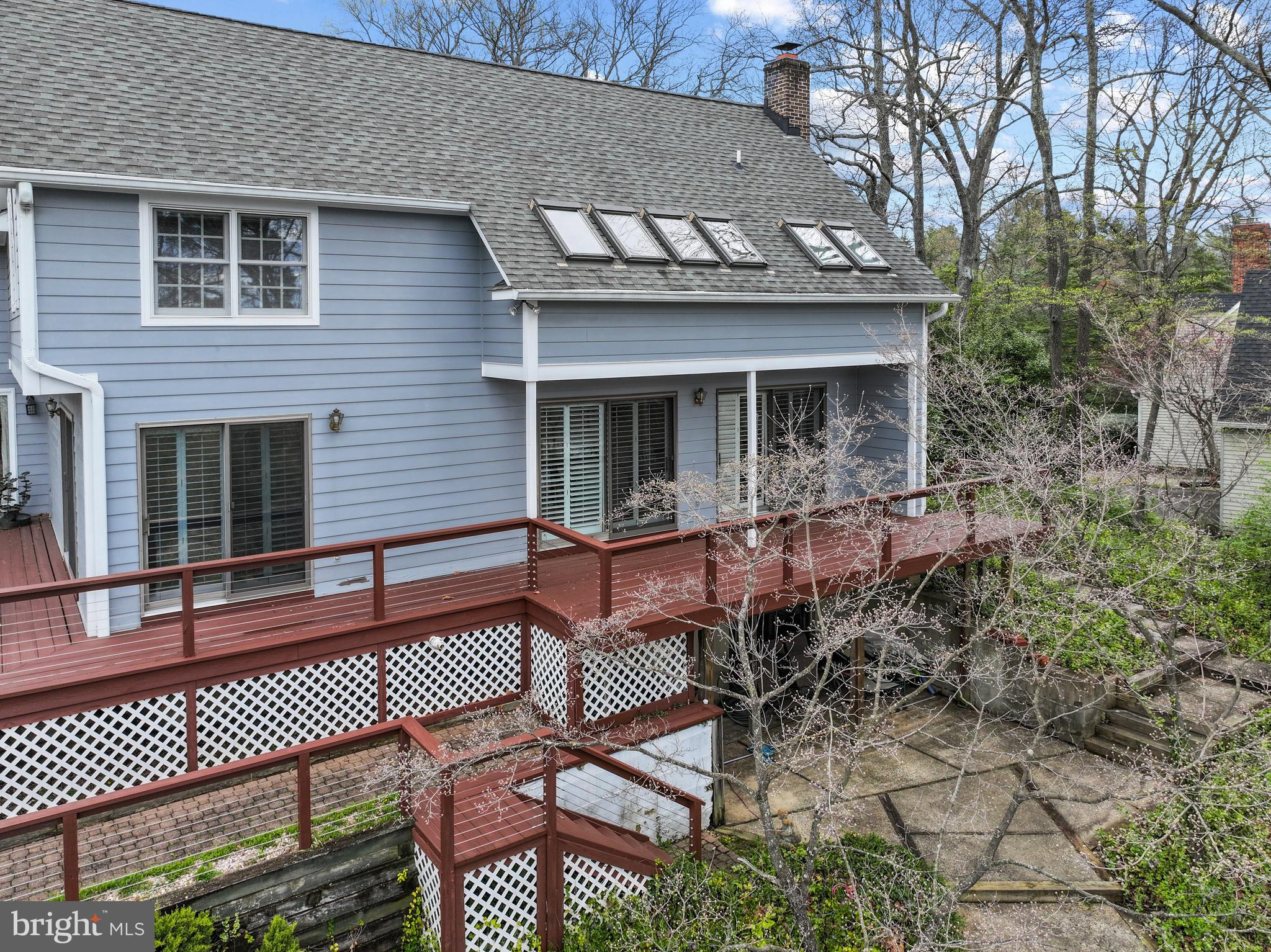 216 Springdale Ave