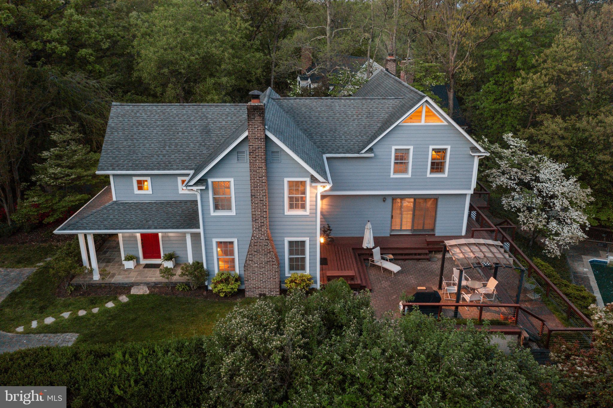 216 Springdale Ave