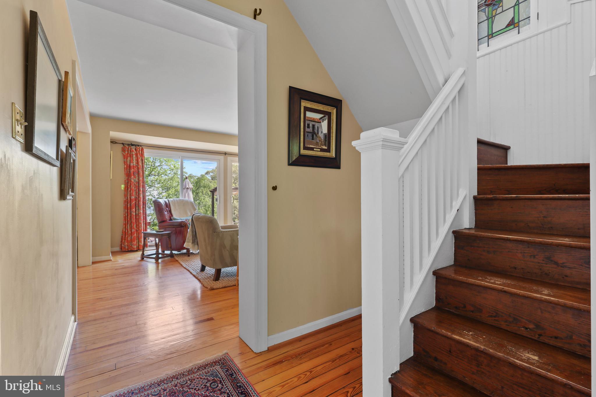 216 Springdale Ave