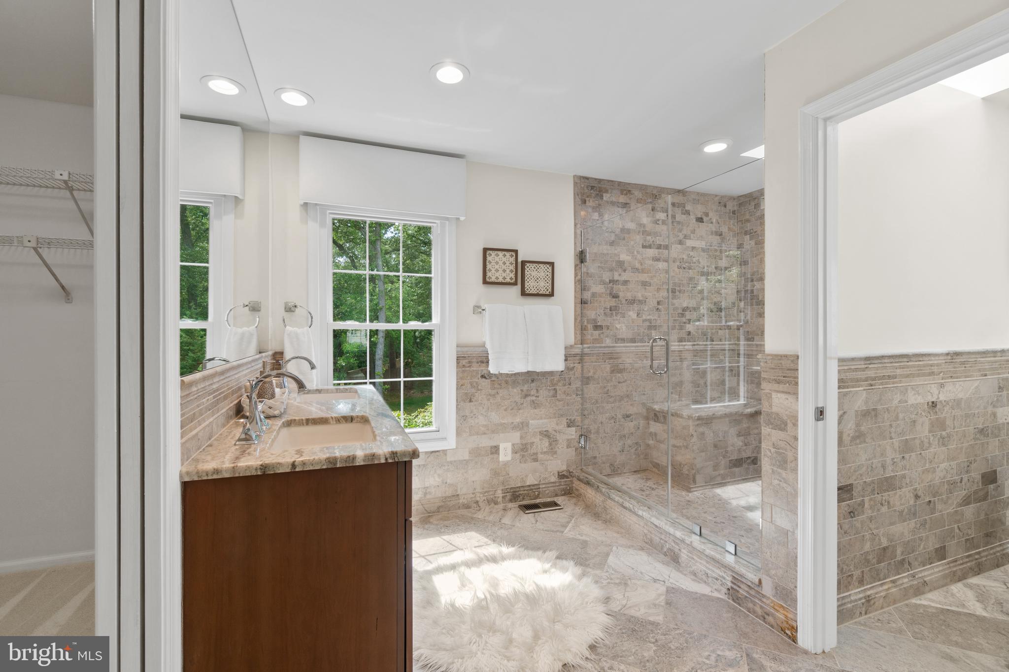 338 Redwood Grove Ct