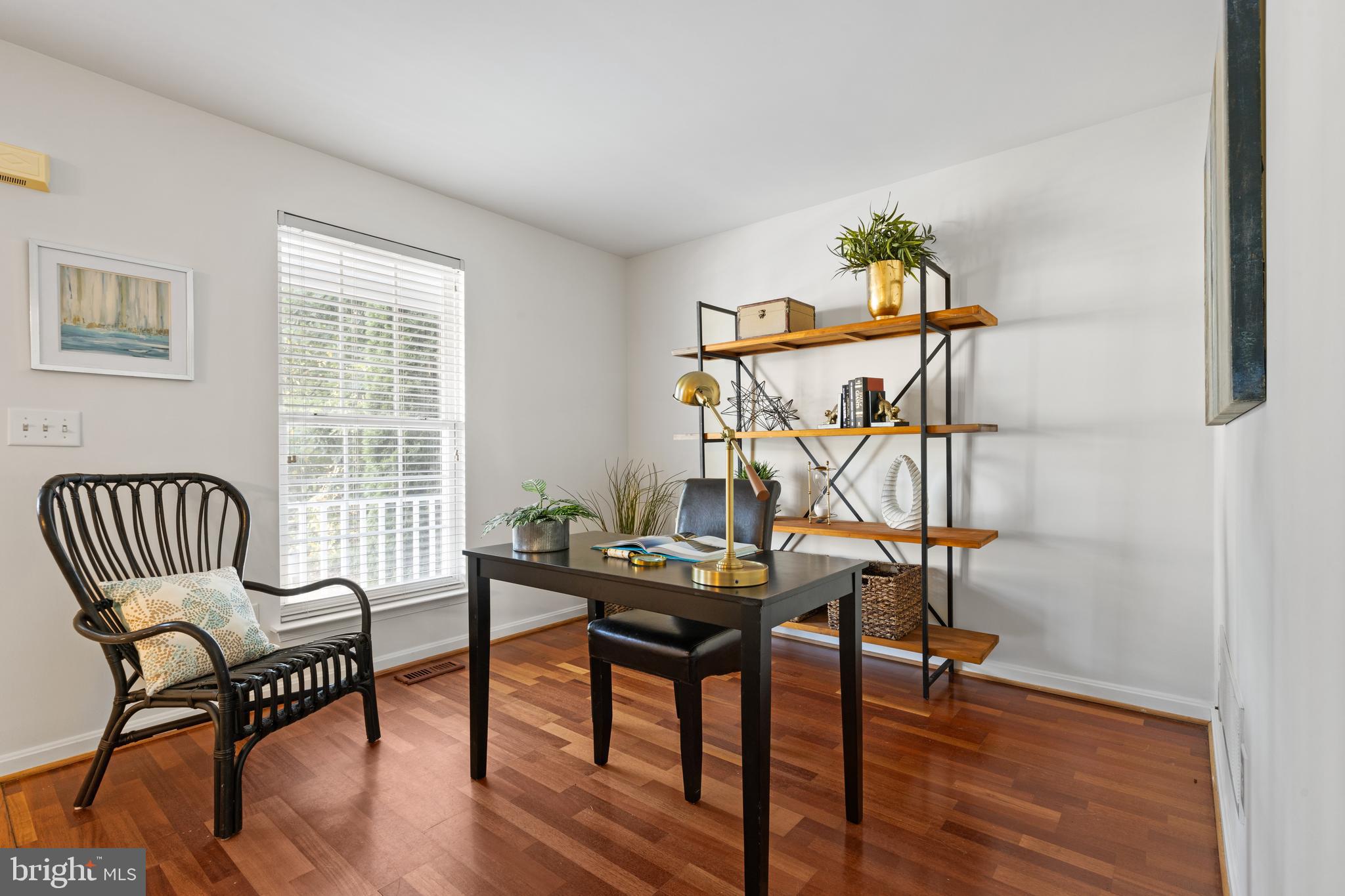 136 Lillian Ave