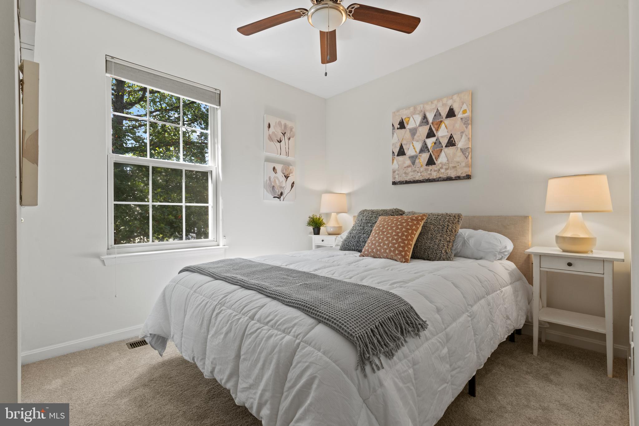 136 Lillian Ave