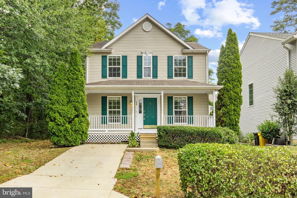 136 Lillian Ave