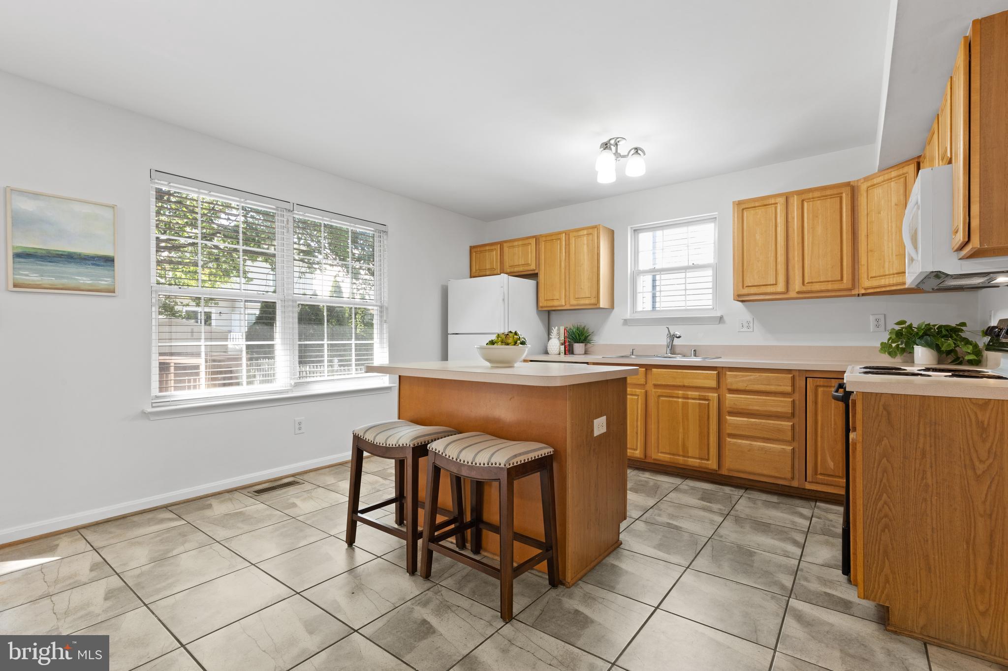 136 Lillian Ave