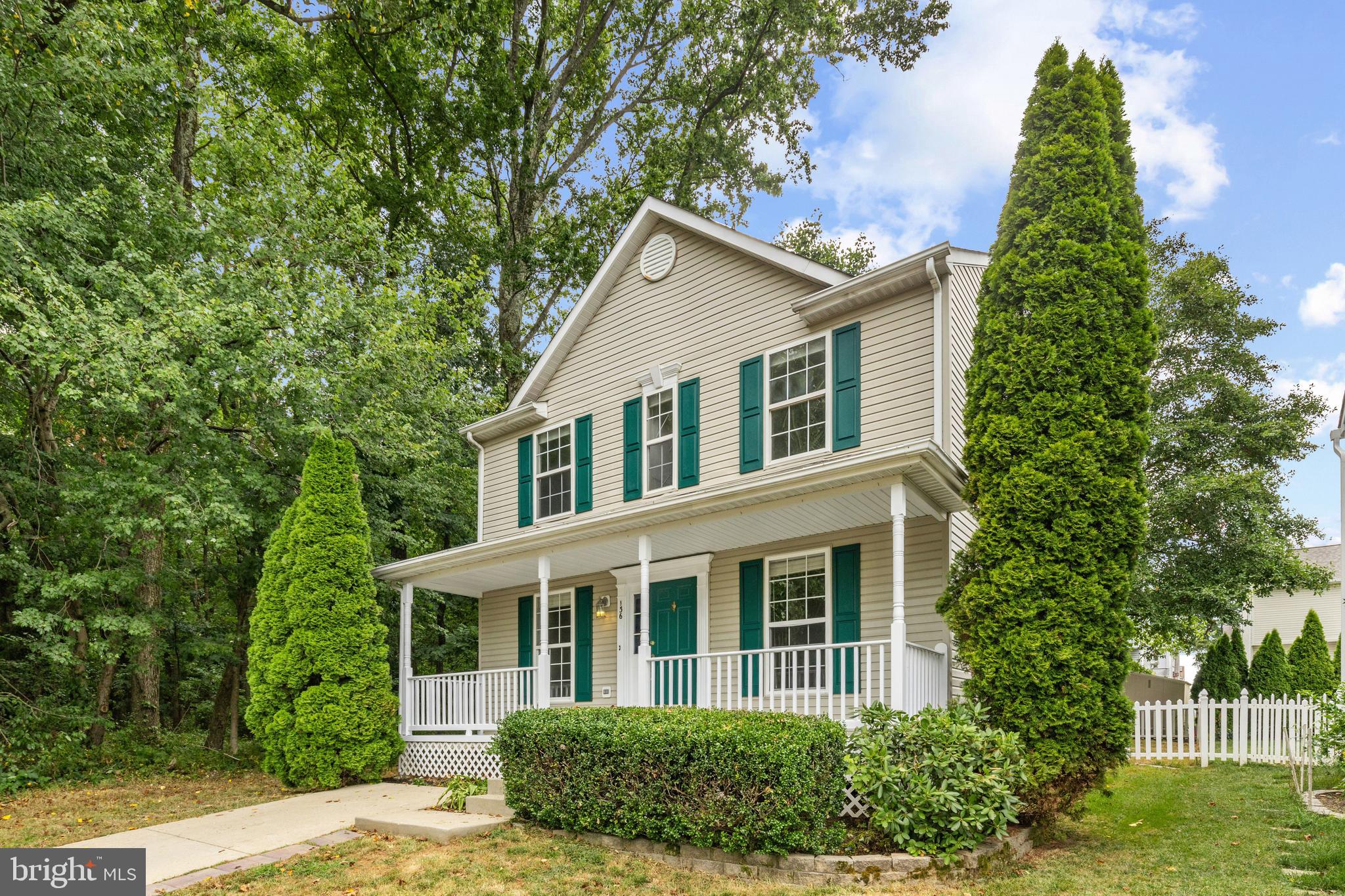 136 Lillian Ave