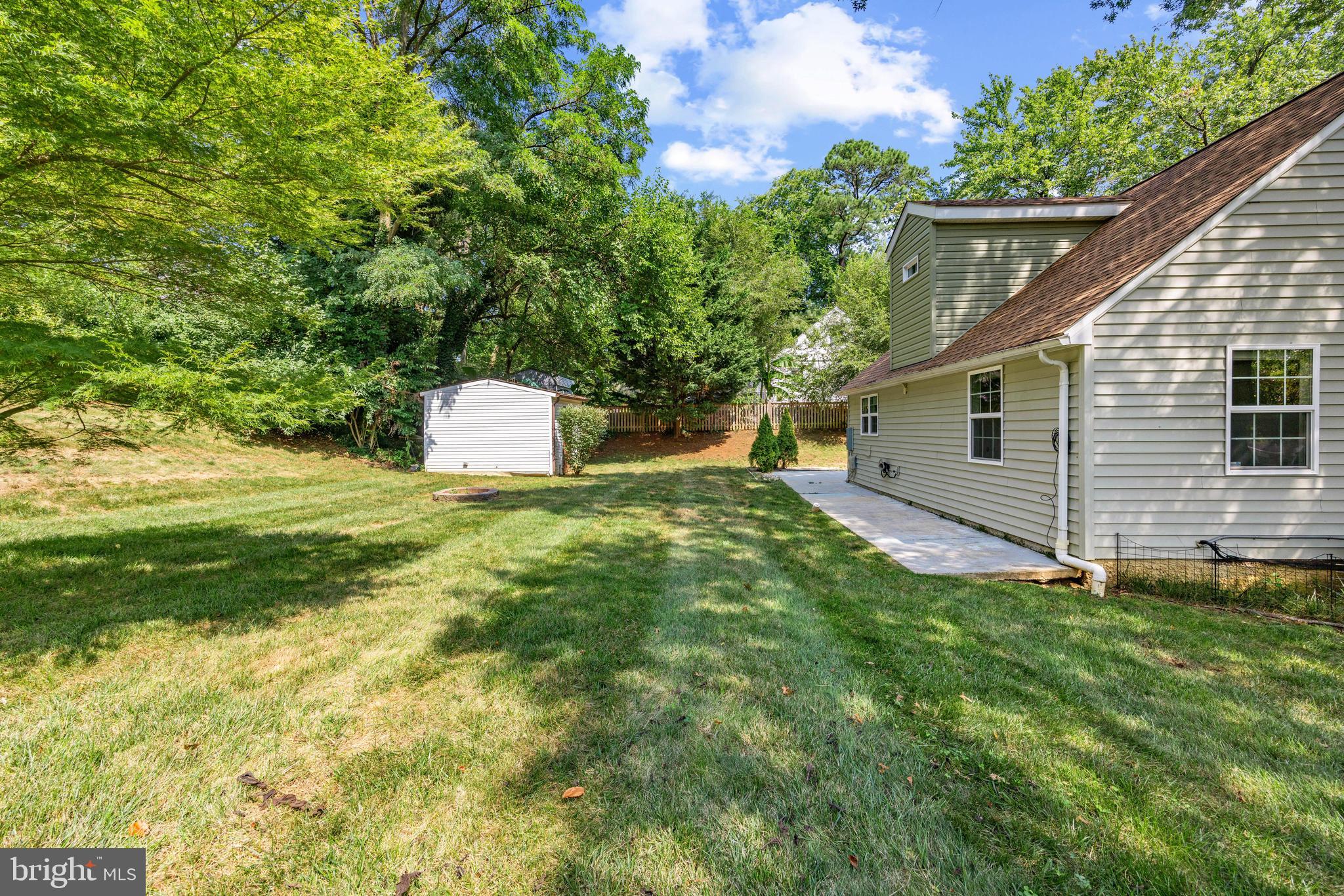 832 Clifton Ave