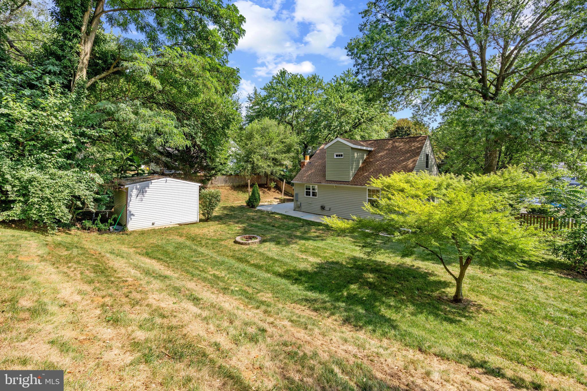 832 Clifton Ave