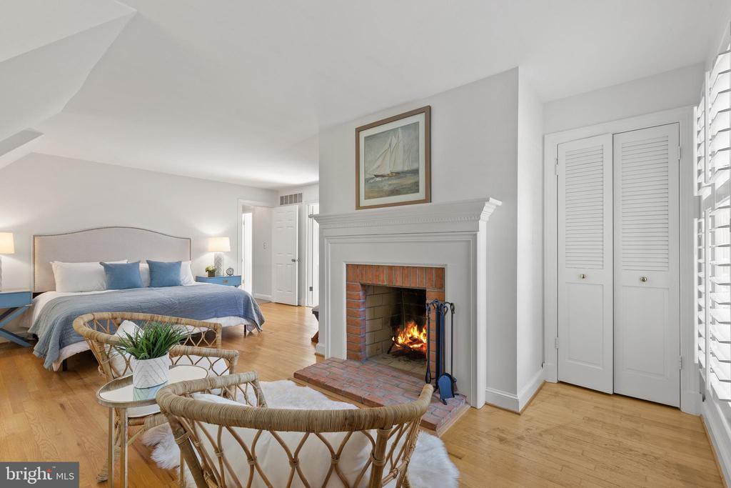 17 Belleview Dr