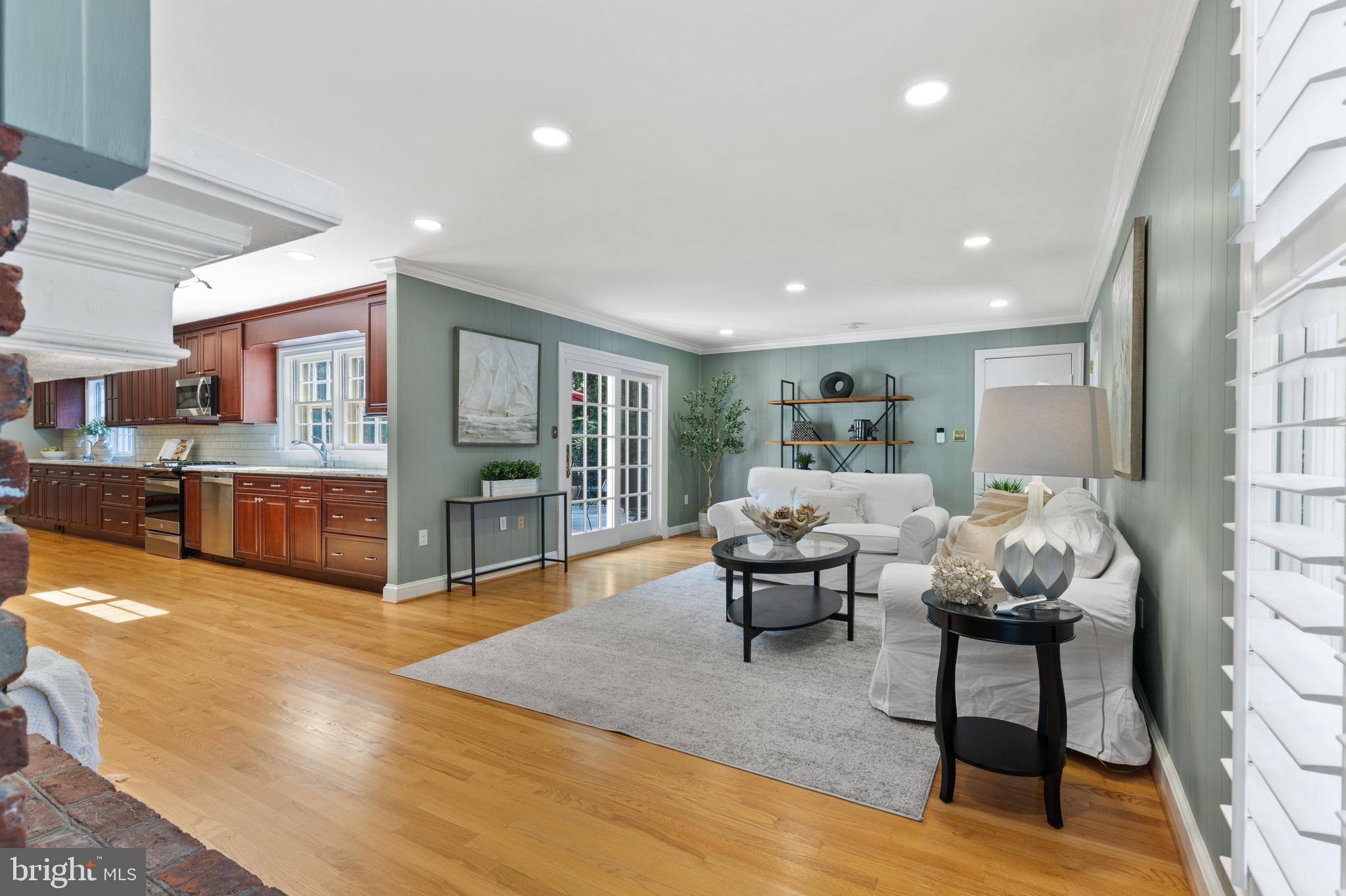 17 Belleview Dr