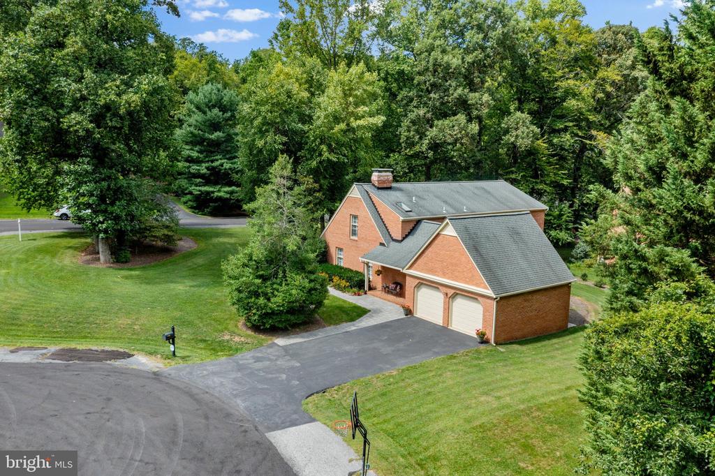 17 Belleview Dr
