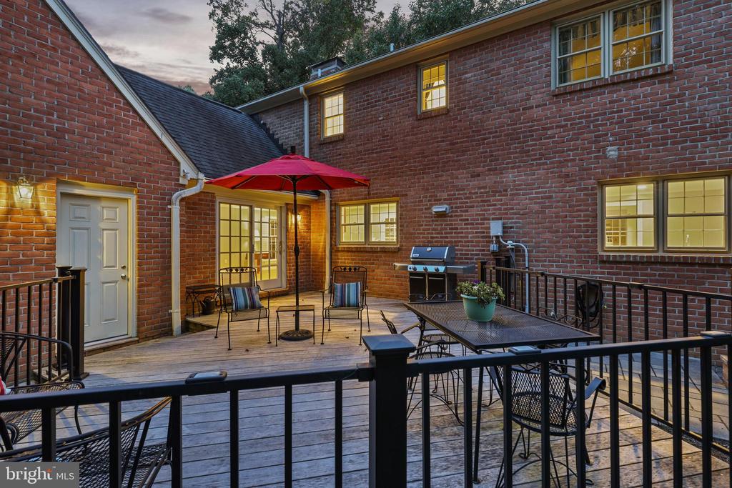 17 Belleview Dr