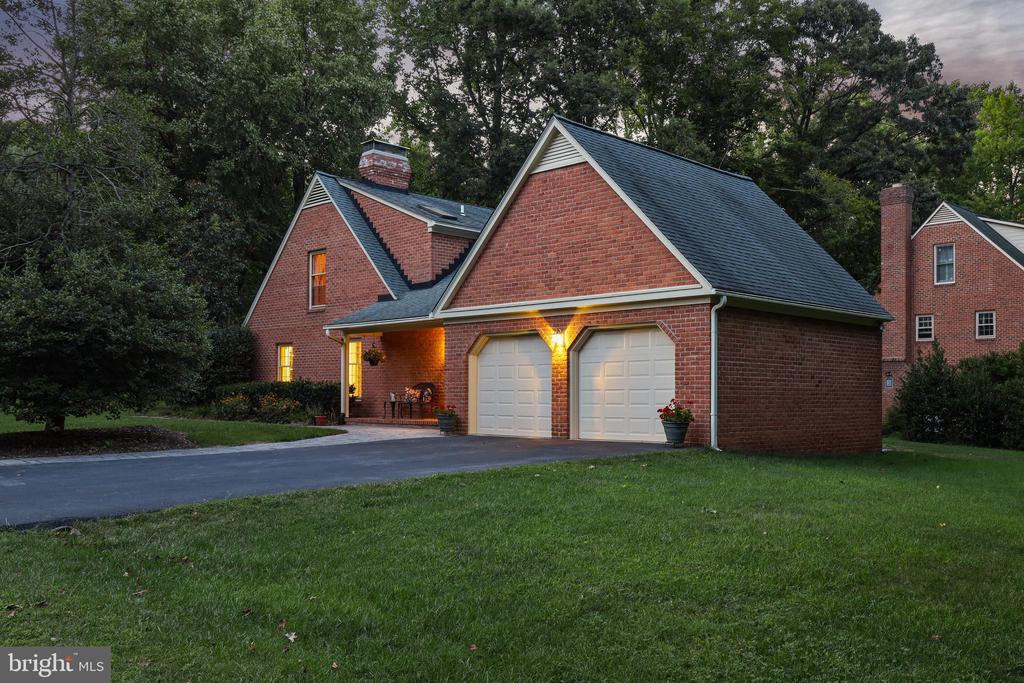 17 Belleview Dr