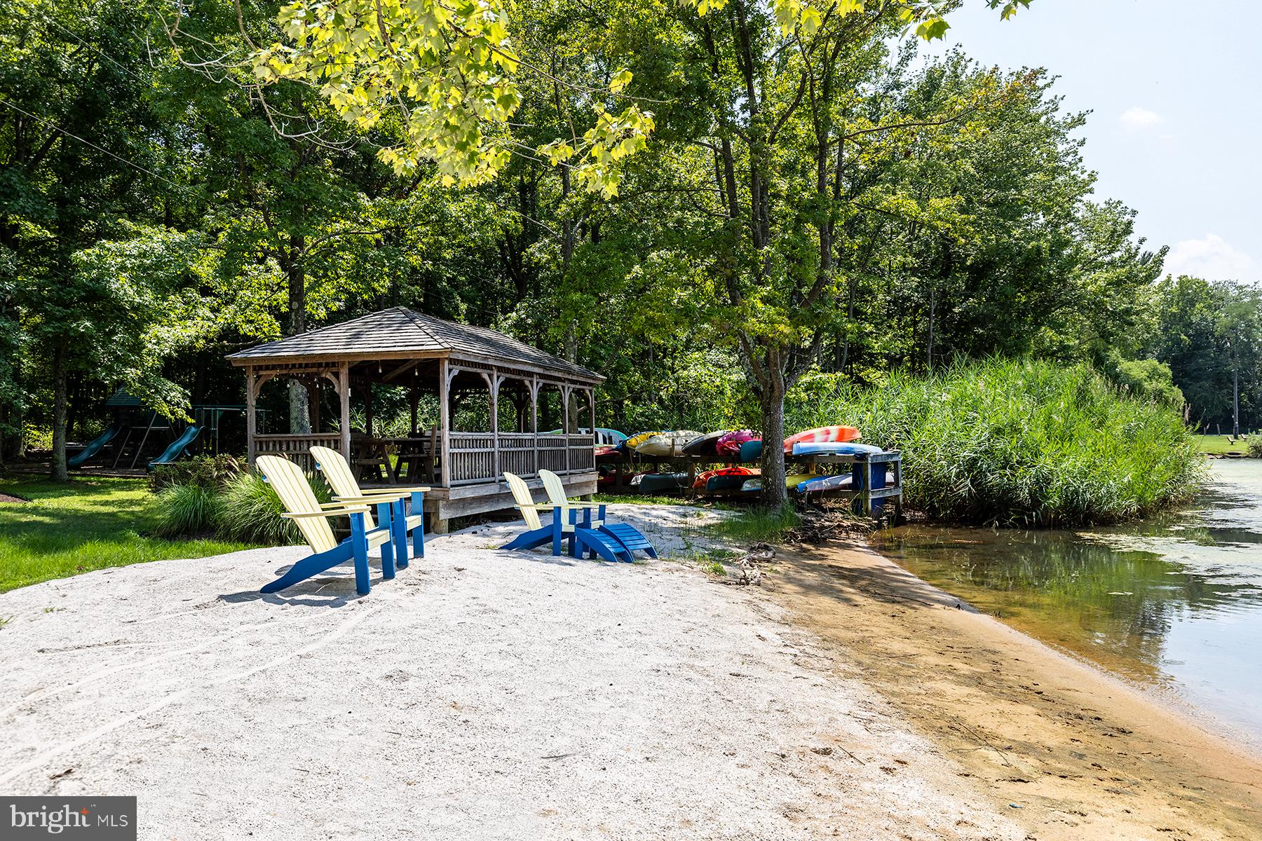 17 Belleview Dr