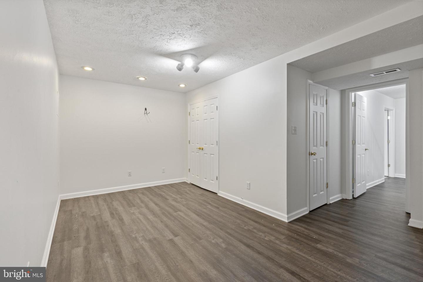 7788 Gabriel Garth Ct