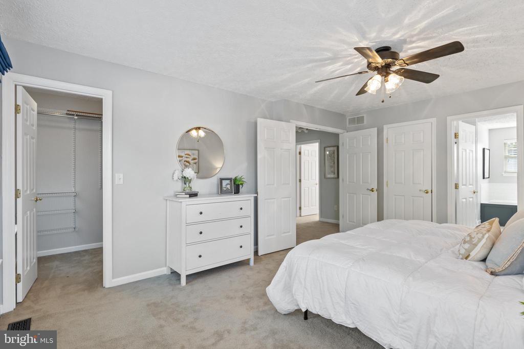 7788 Gabriel Garth Ct