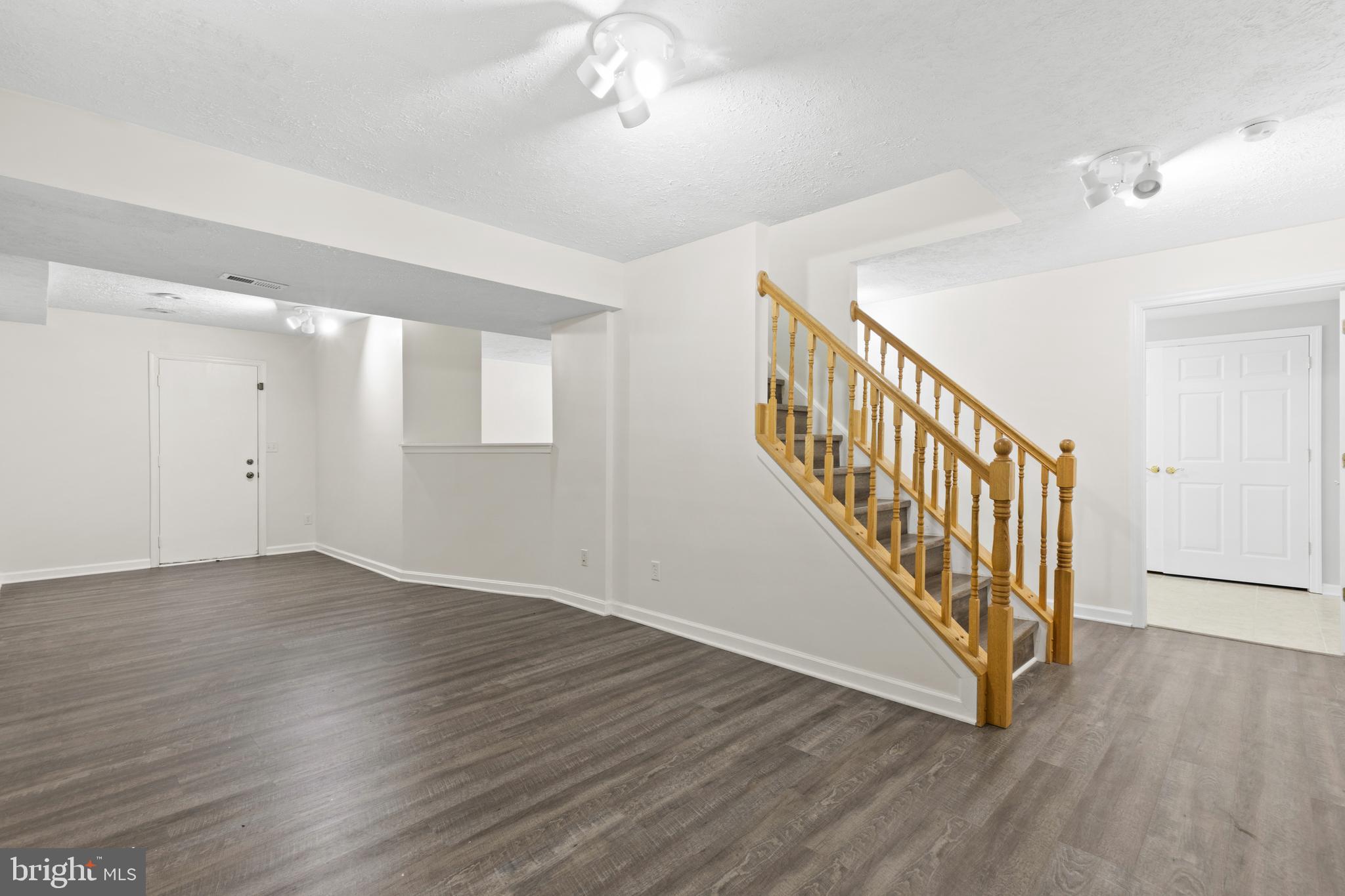 7788 Gabriel Garth Ct