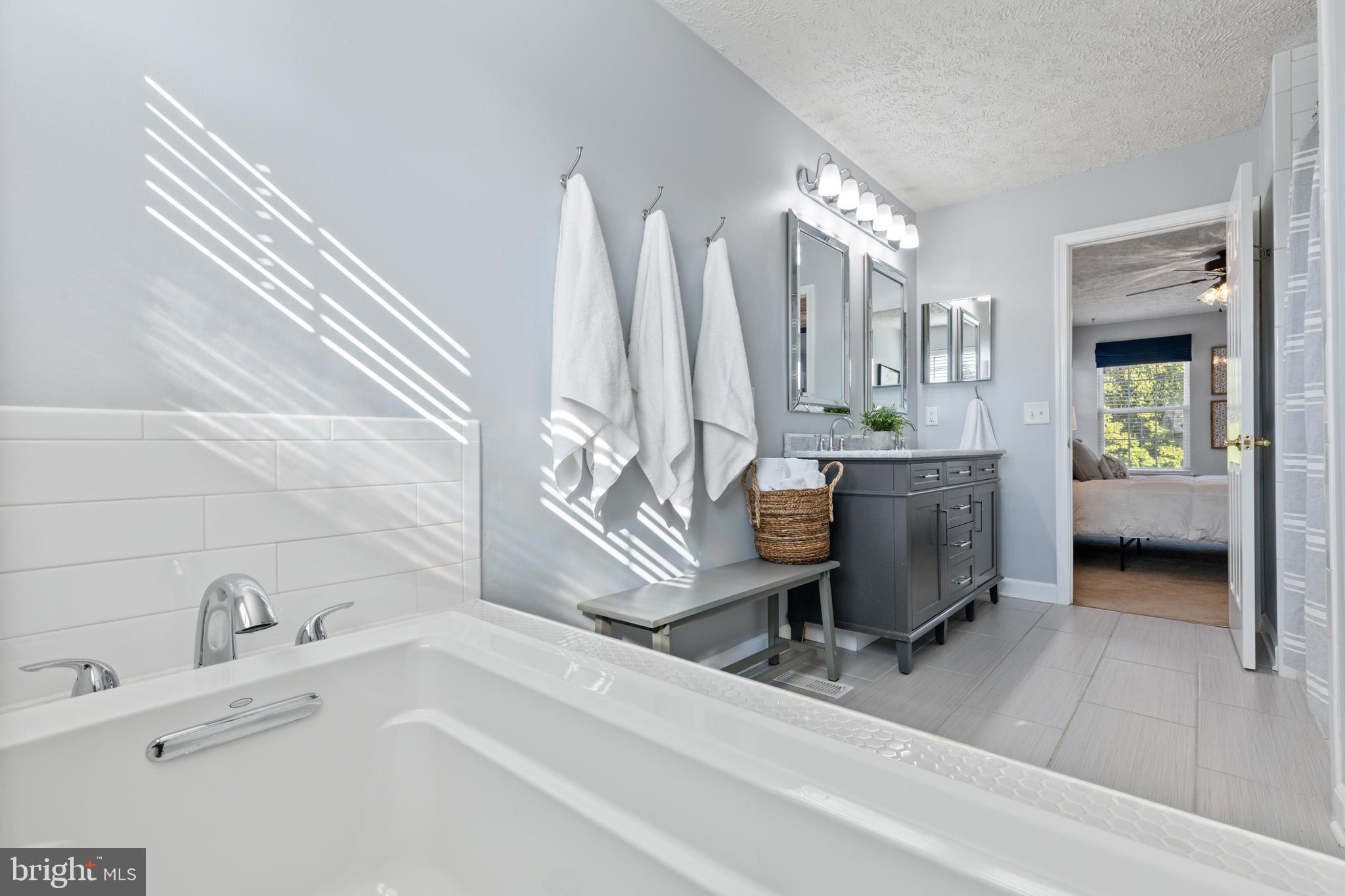 7788 Gabriel Garth Ct