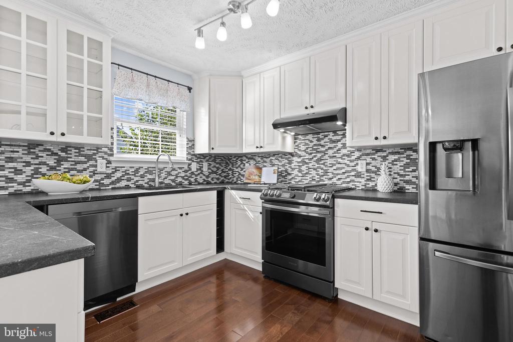 7788 Gabriel Garth Ct