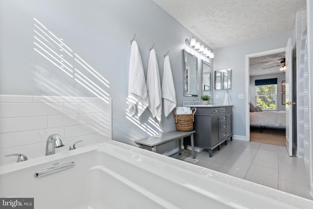 7788 Gabriel Garth Ct