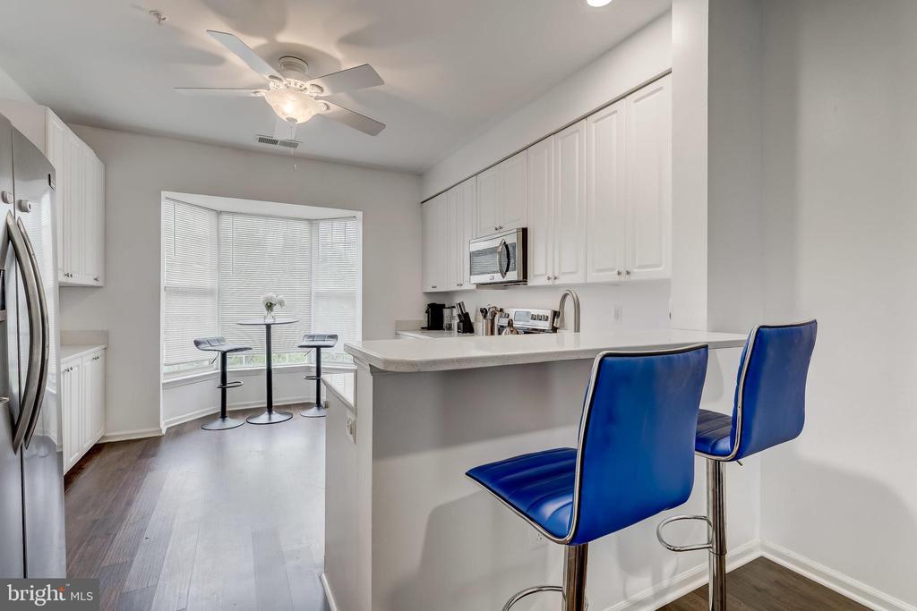 1102 CRANSTON CT