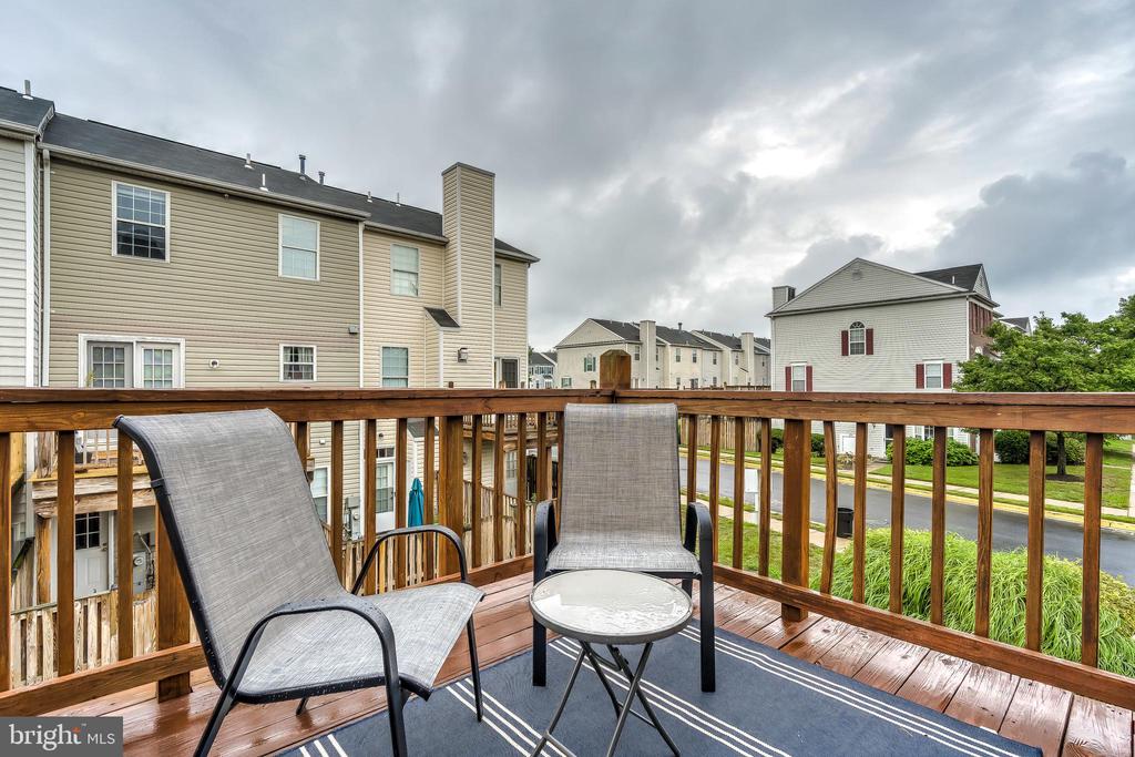 1102 CRANSTON CT