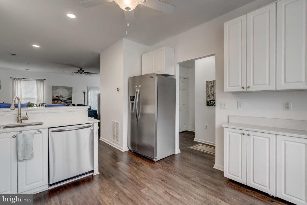 1102 CRANSTON CT