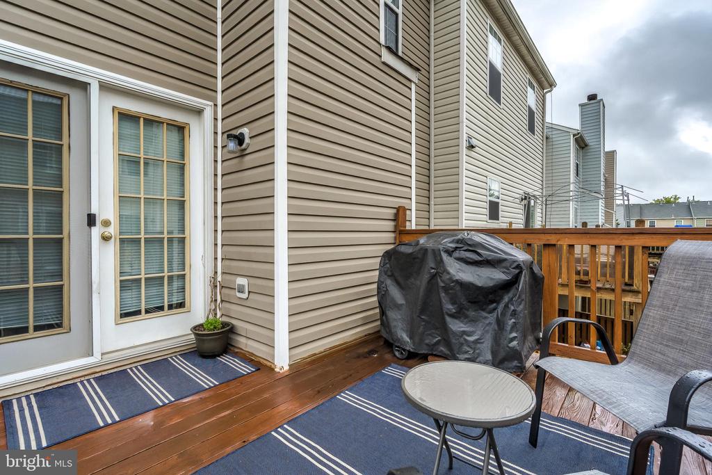 1102 CRANSTON CT