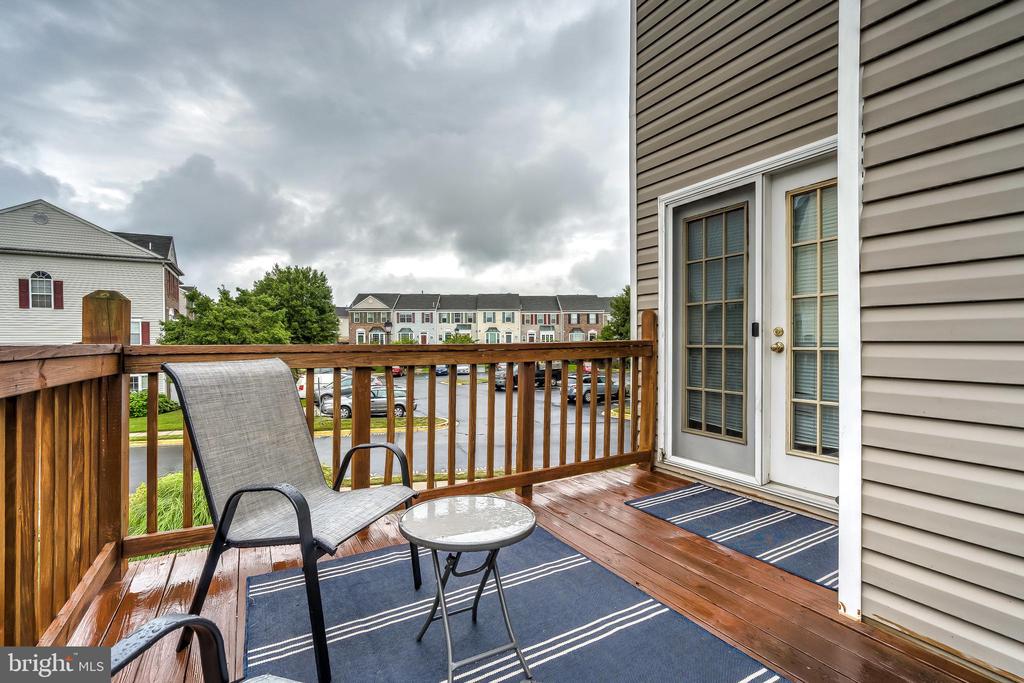 1102 CRANSTON CT