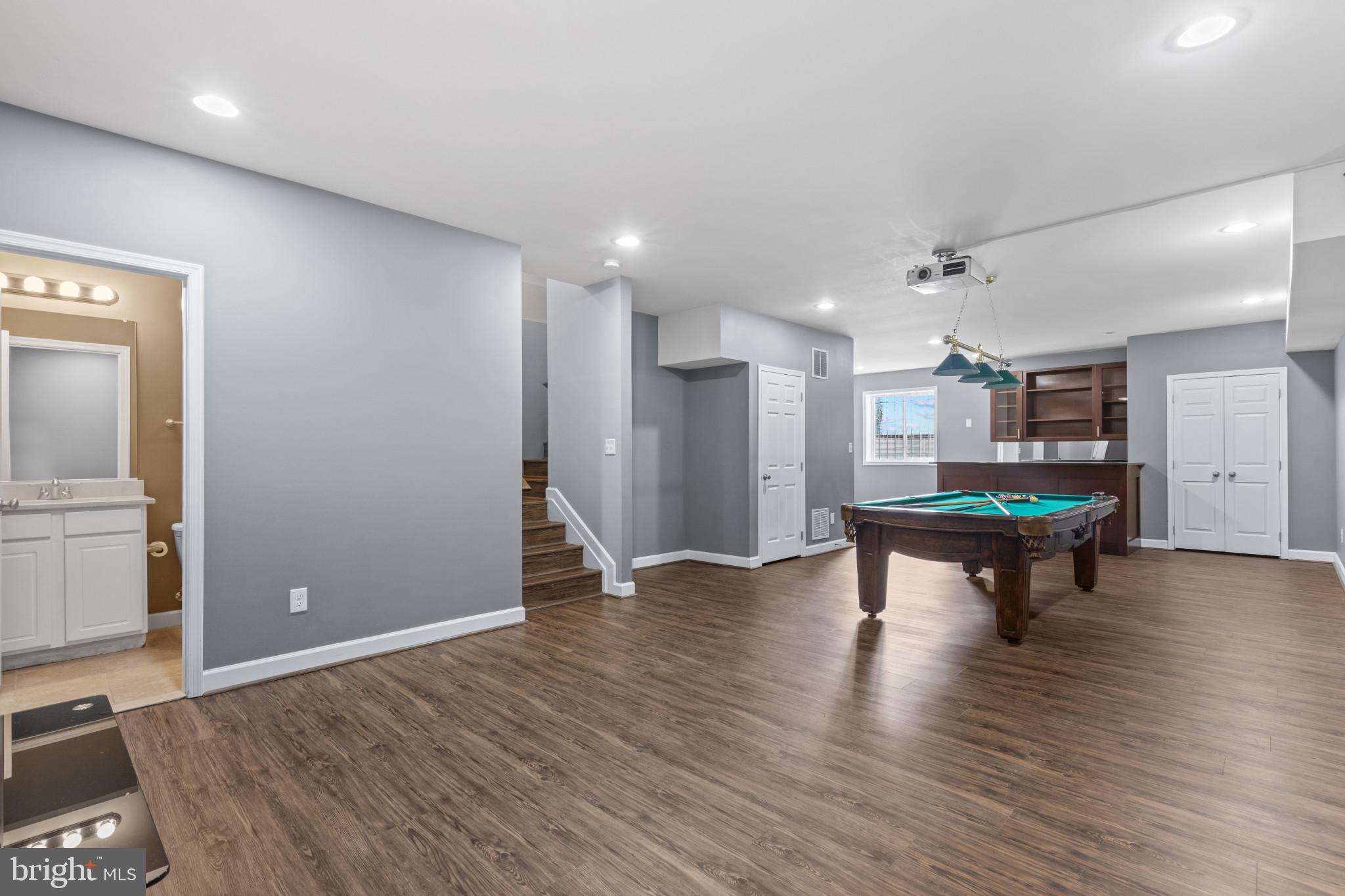 112 Carraway Ln