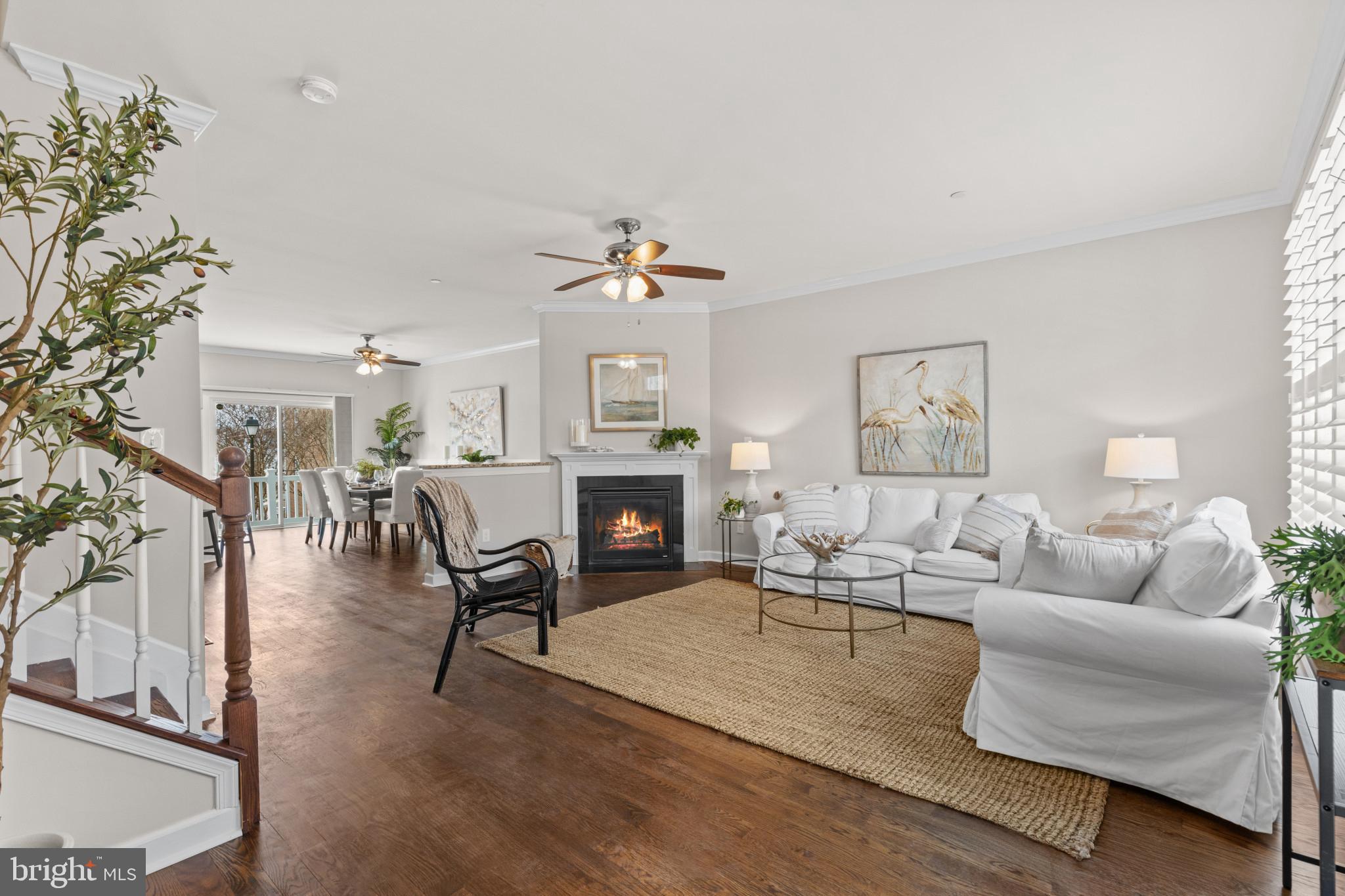 112 Carraway Ln