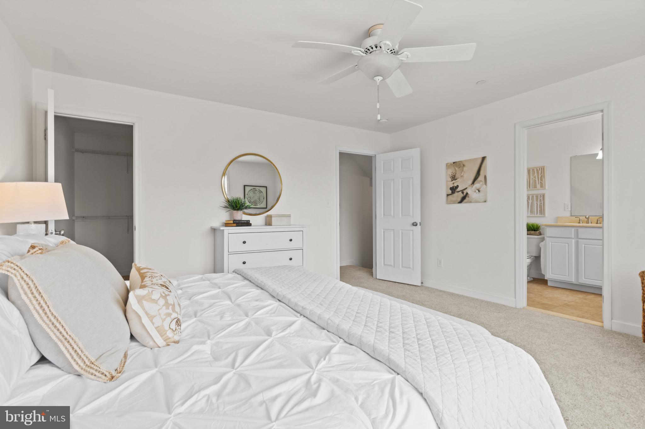 112 Carraway Ln