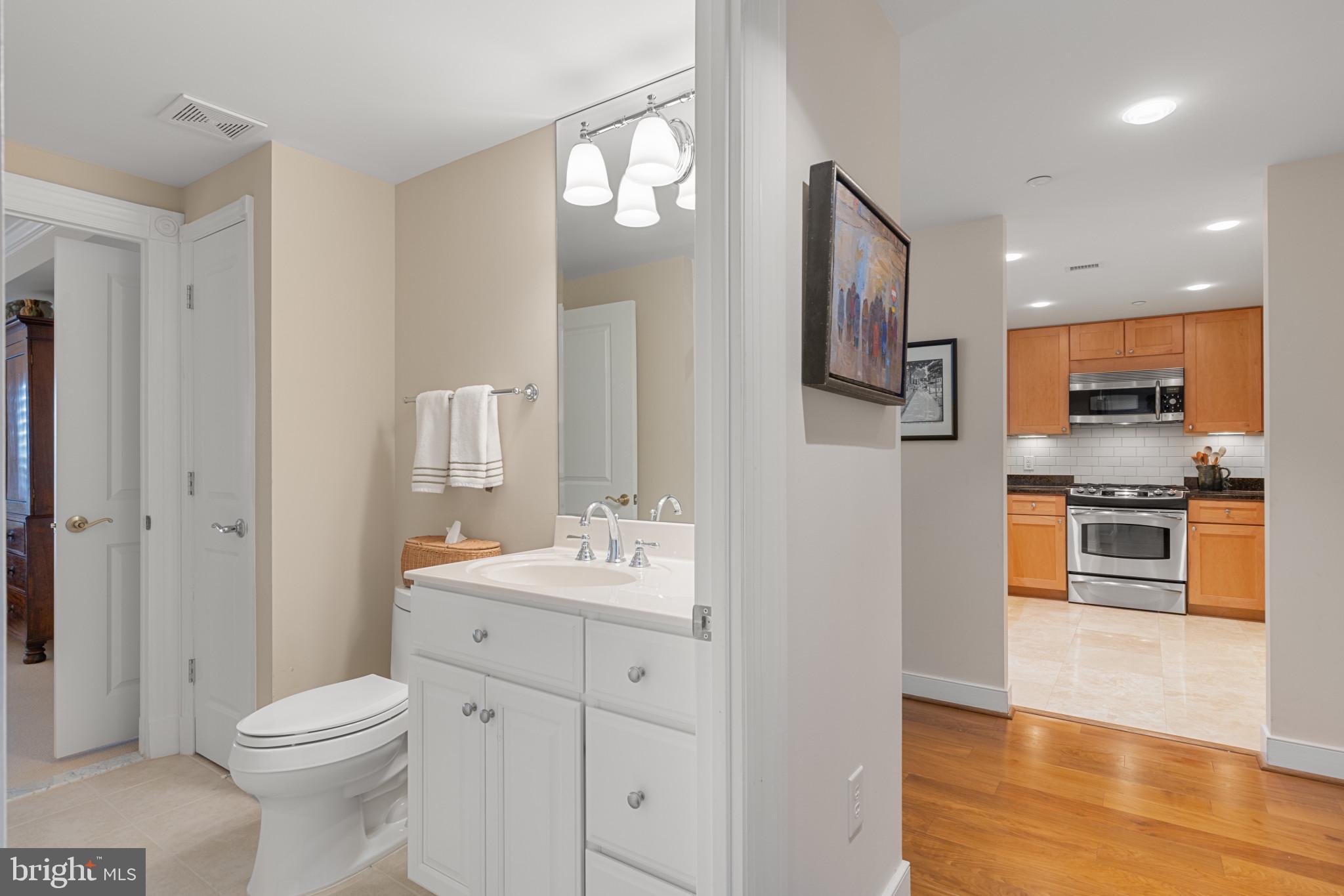 5 Park Pl #607