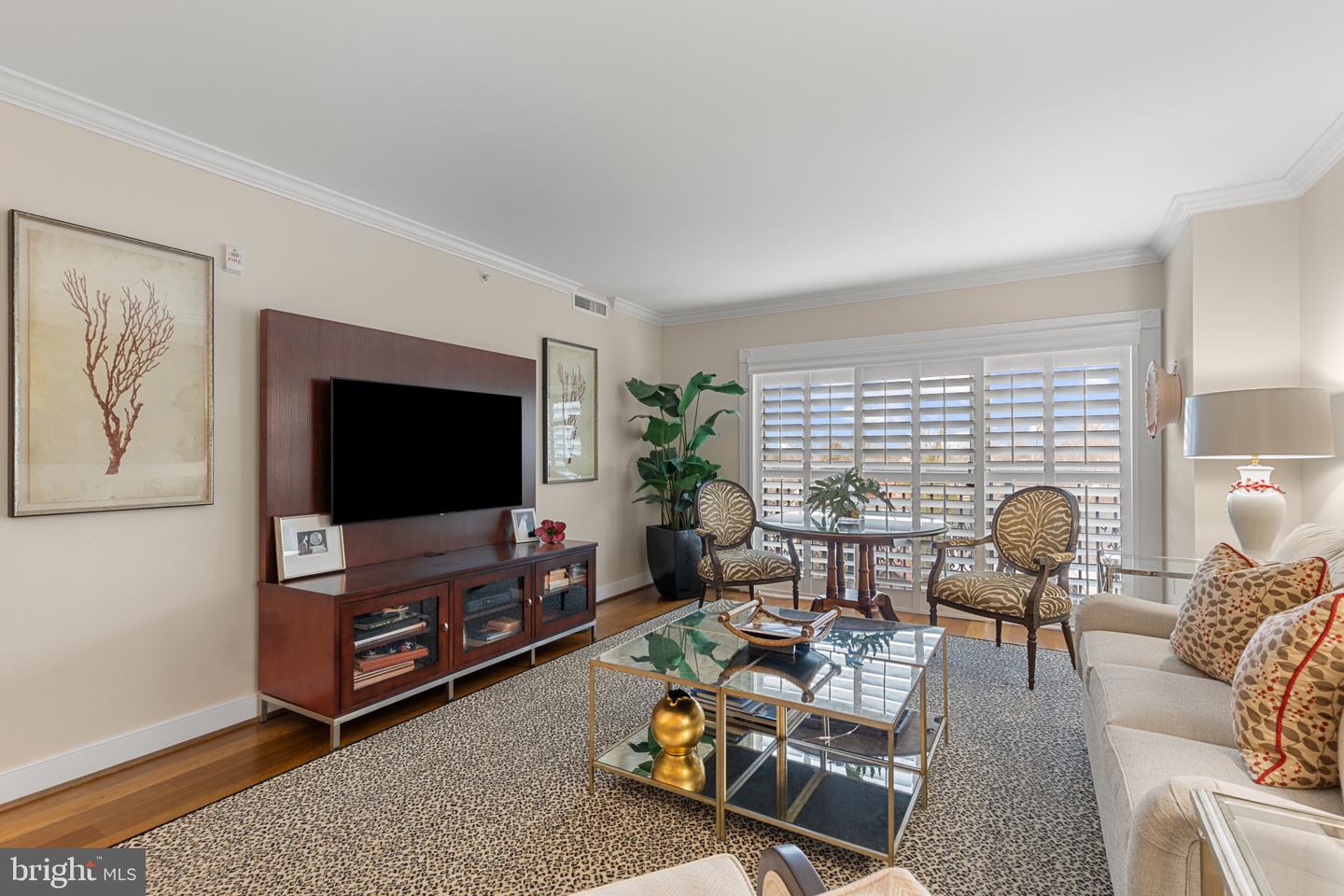 5 Park Pl #607