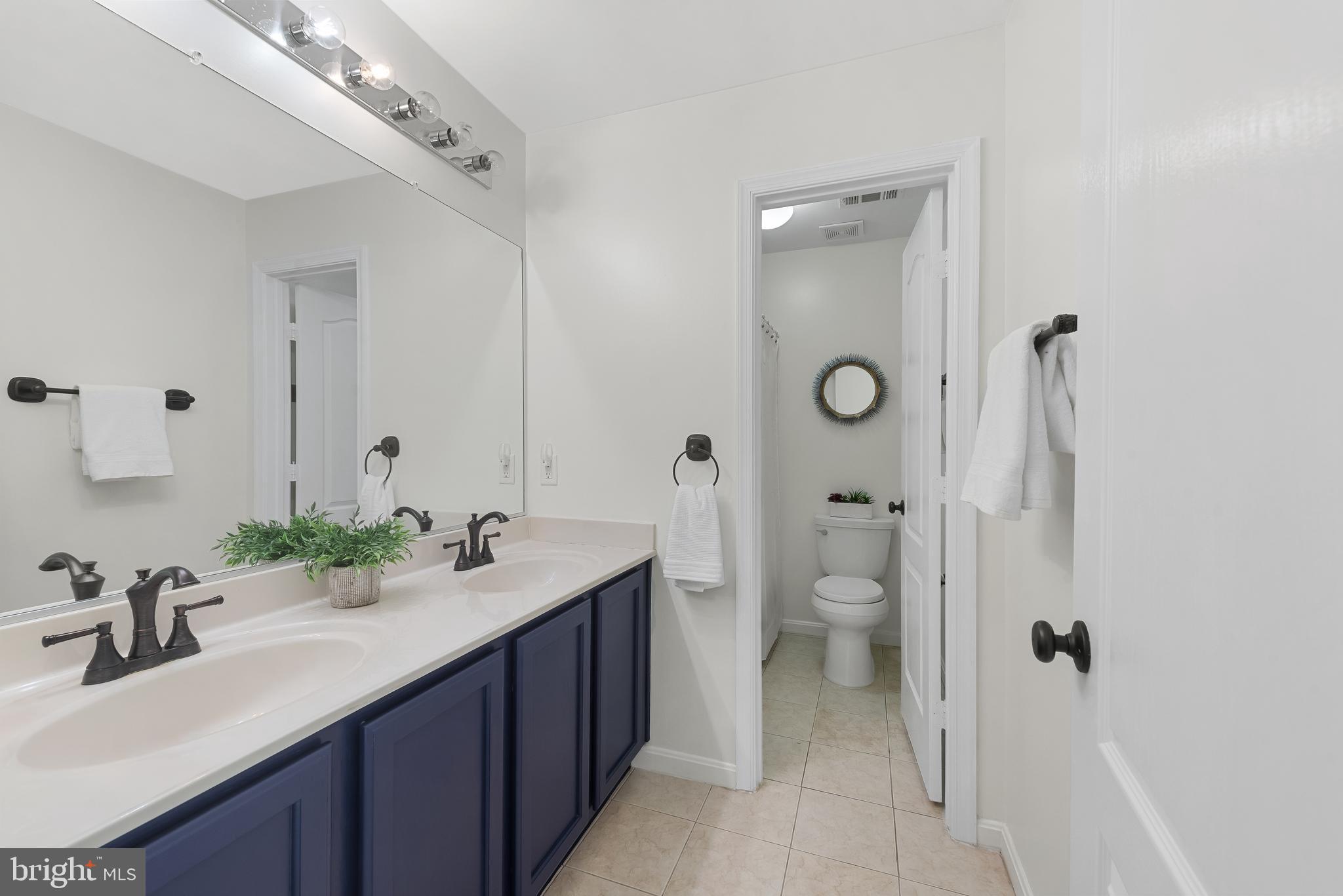605 Lavender Ct