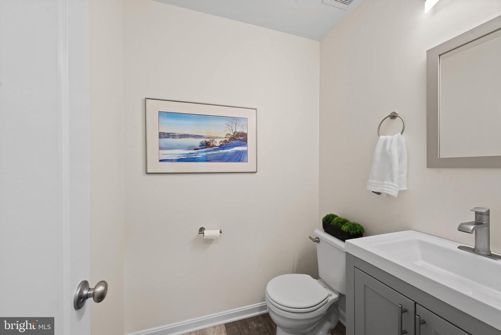 605 Lavender Ct