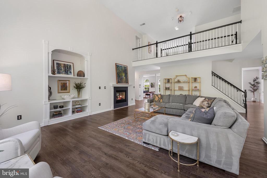 605 Lavender Ct