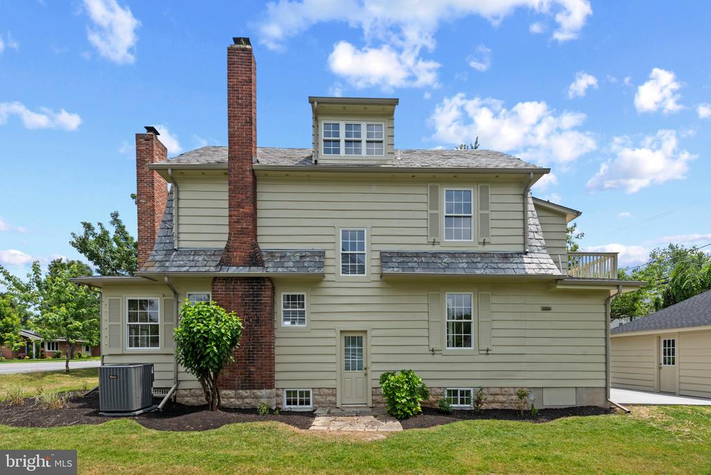 100 Homewood Rd