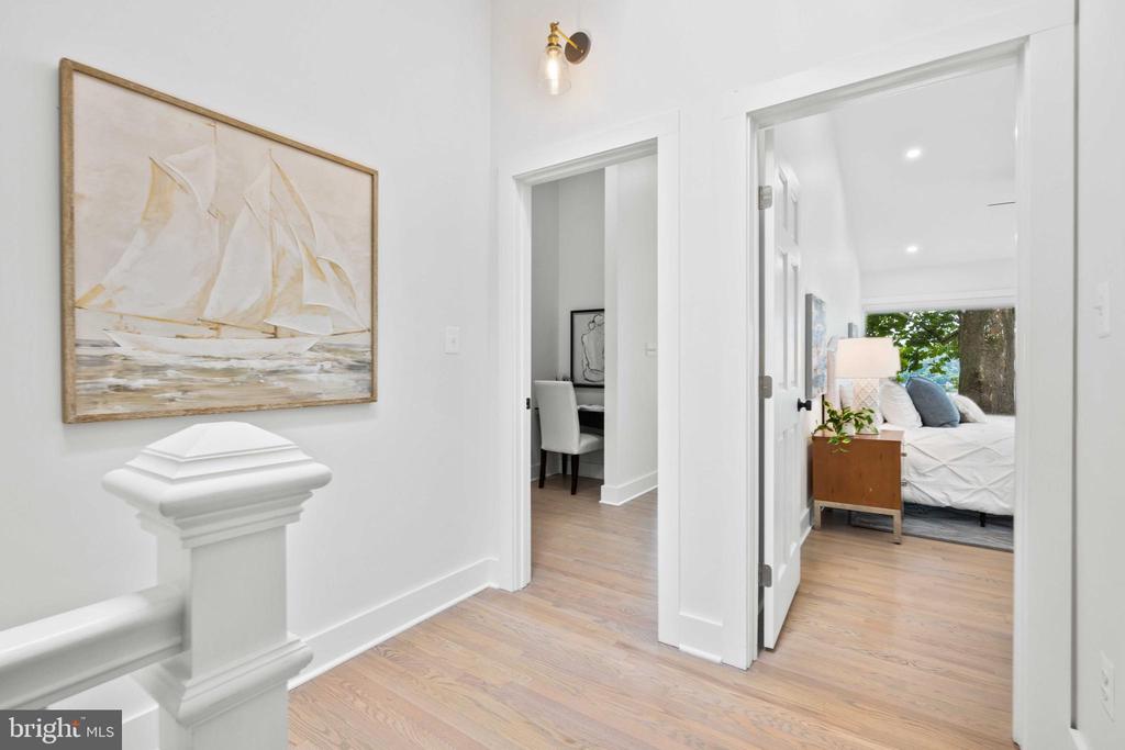 74 RIVERSIDE DR
