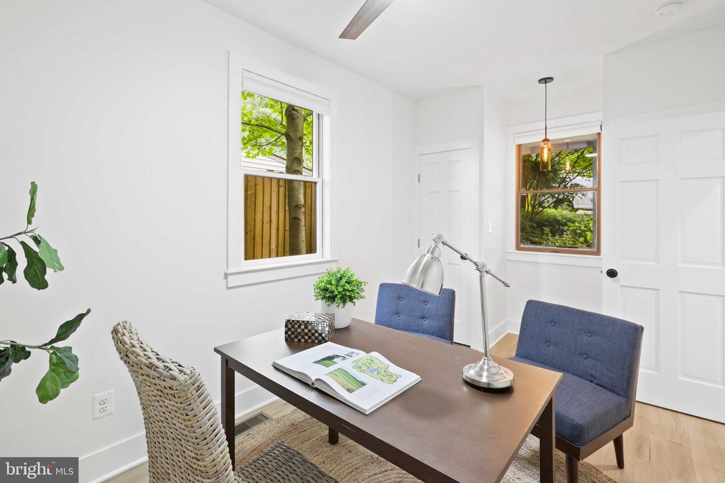 74 RIVERSIDE DR