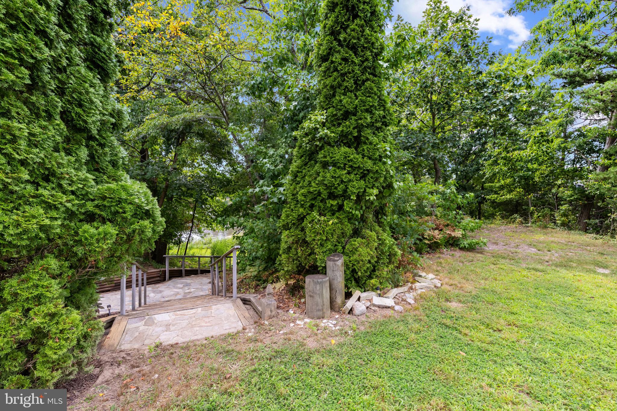 1592 Marco Dr