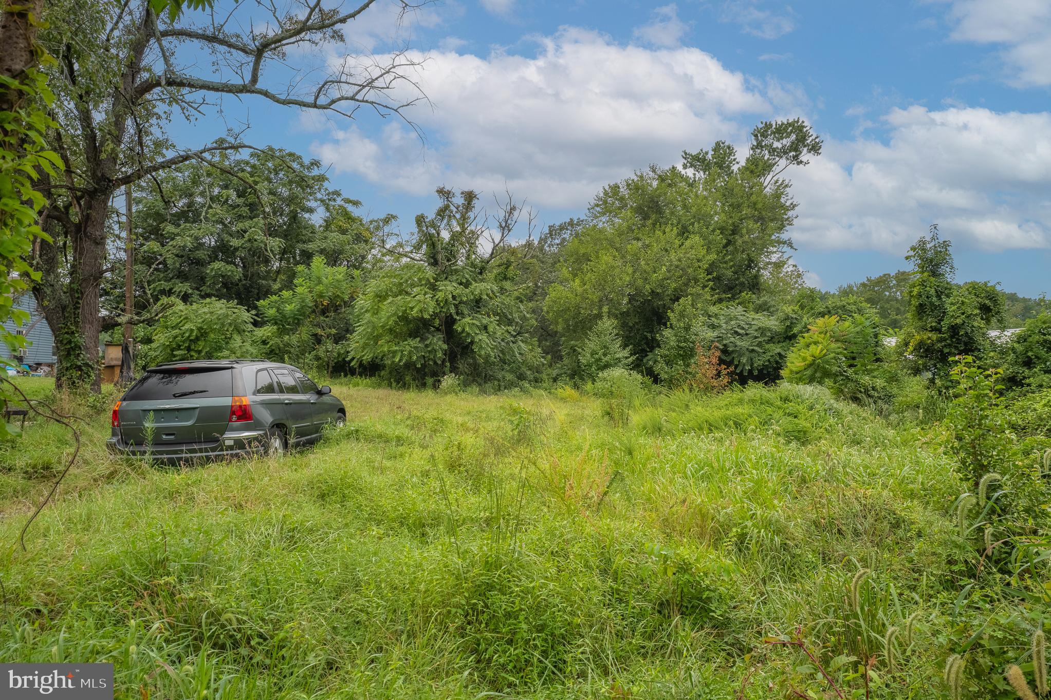7343 GREEN ACRES DRIVE 2