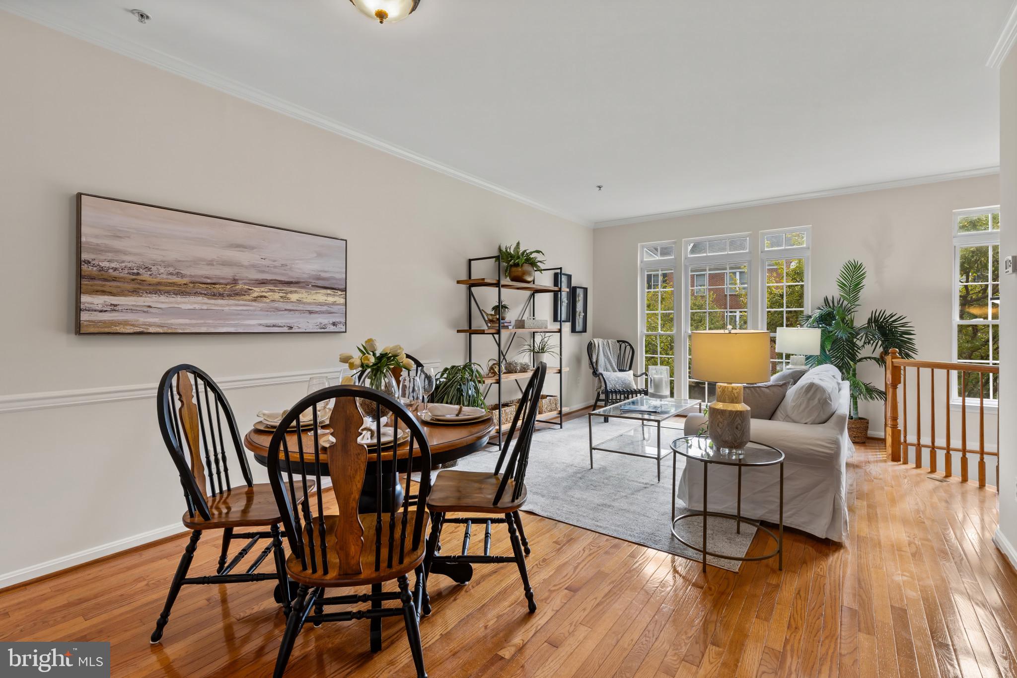 1437 THORNBURY COURT