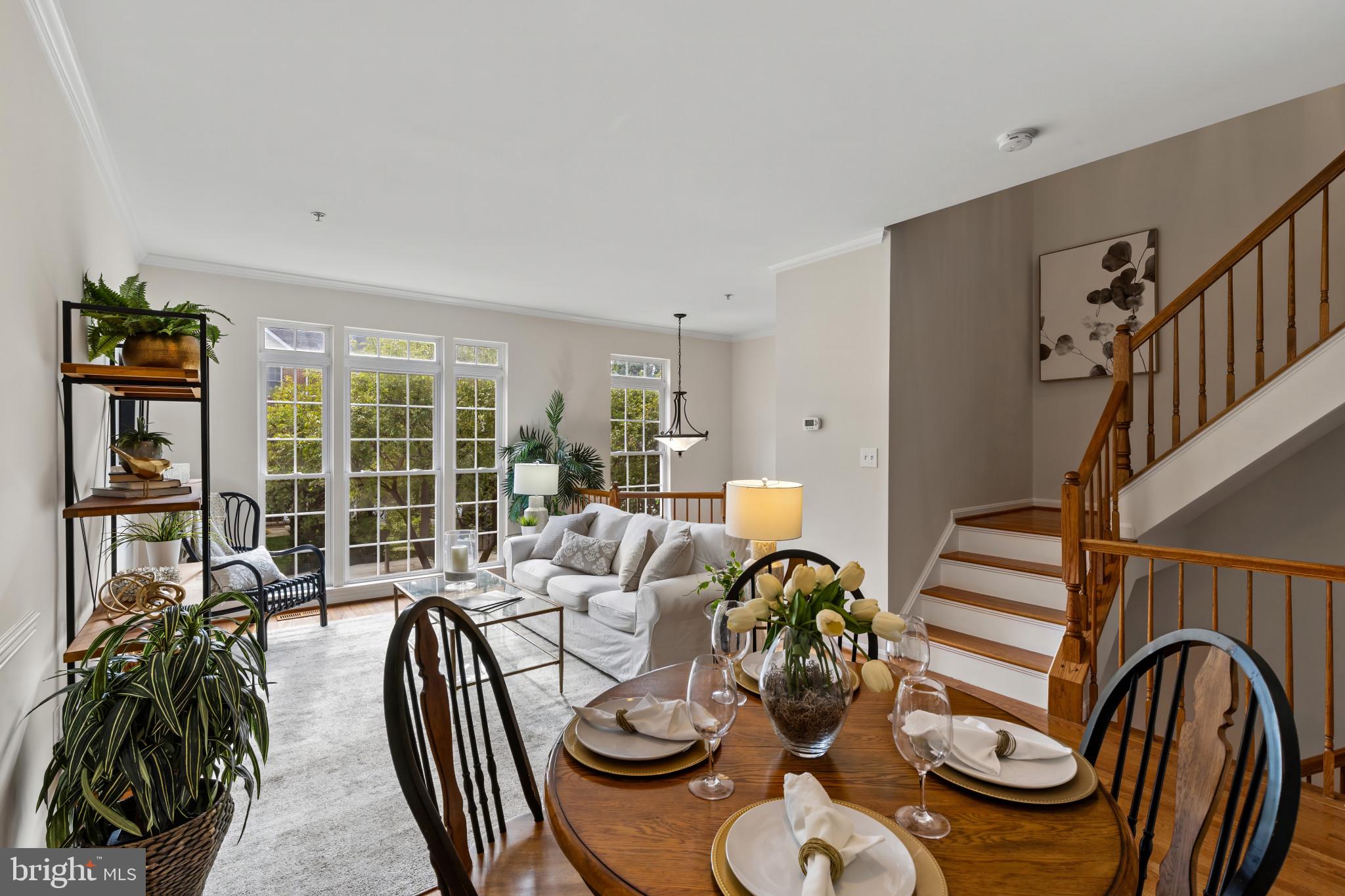 1437 THORNBURY COURT