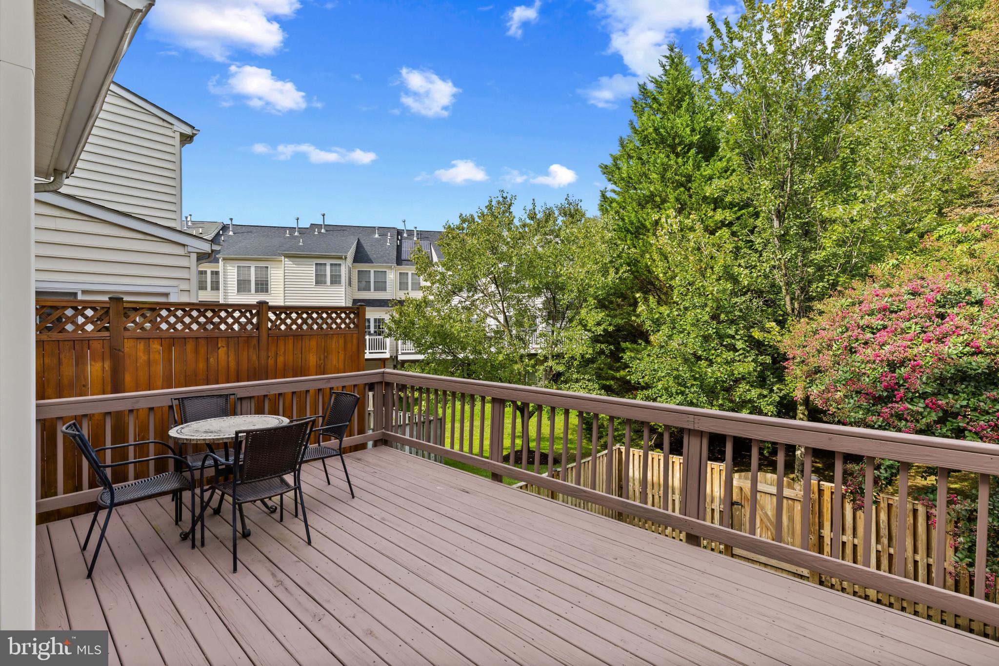 1437 THORNBURY COURT