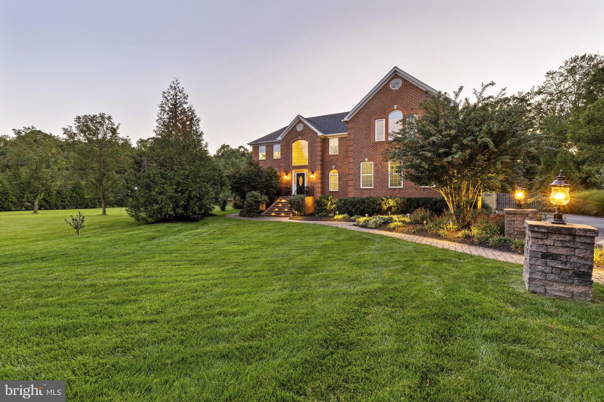 114 LONGFELLOW DRIVE