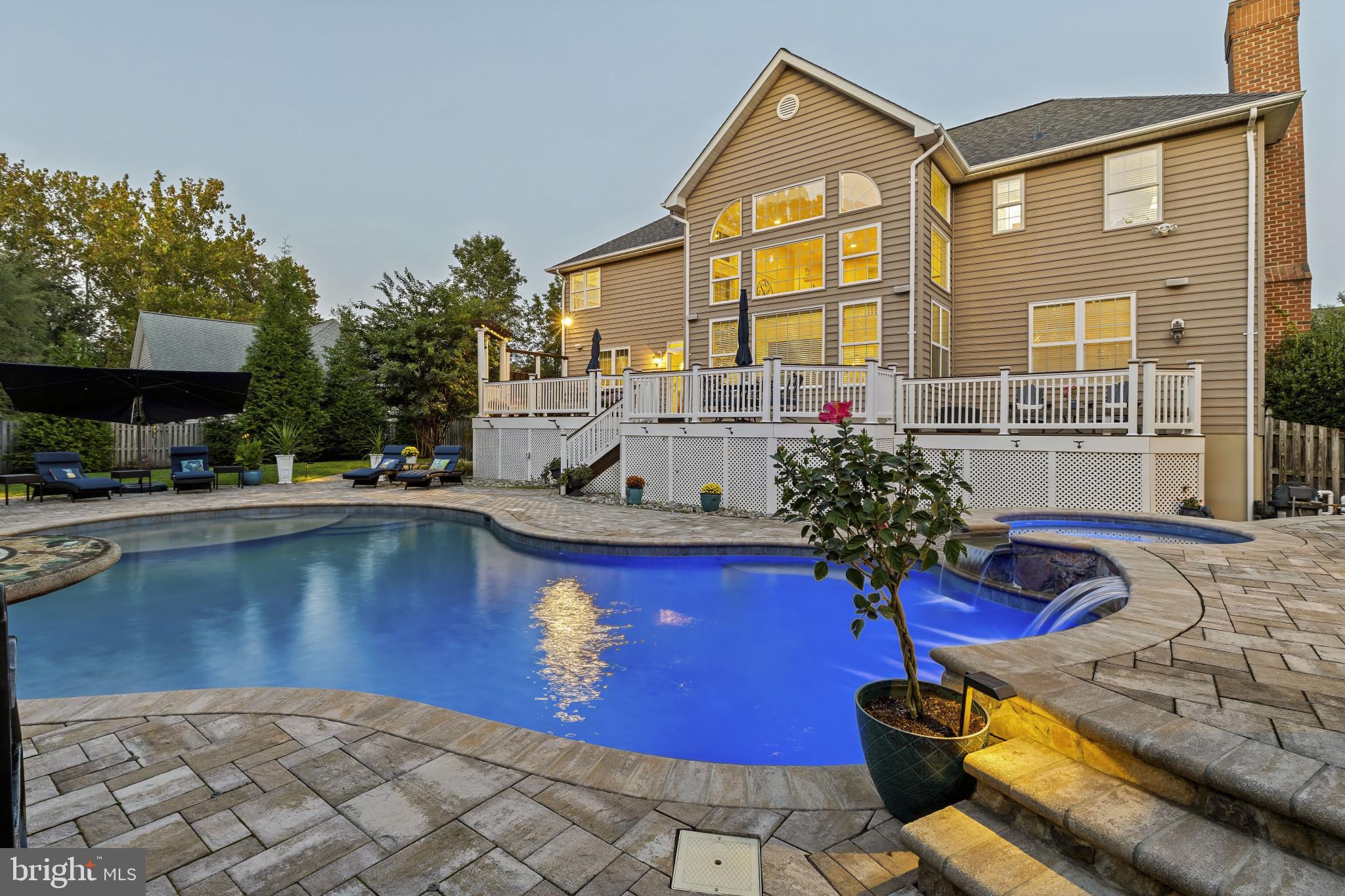 114 LONGFELLOW DRIVE