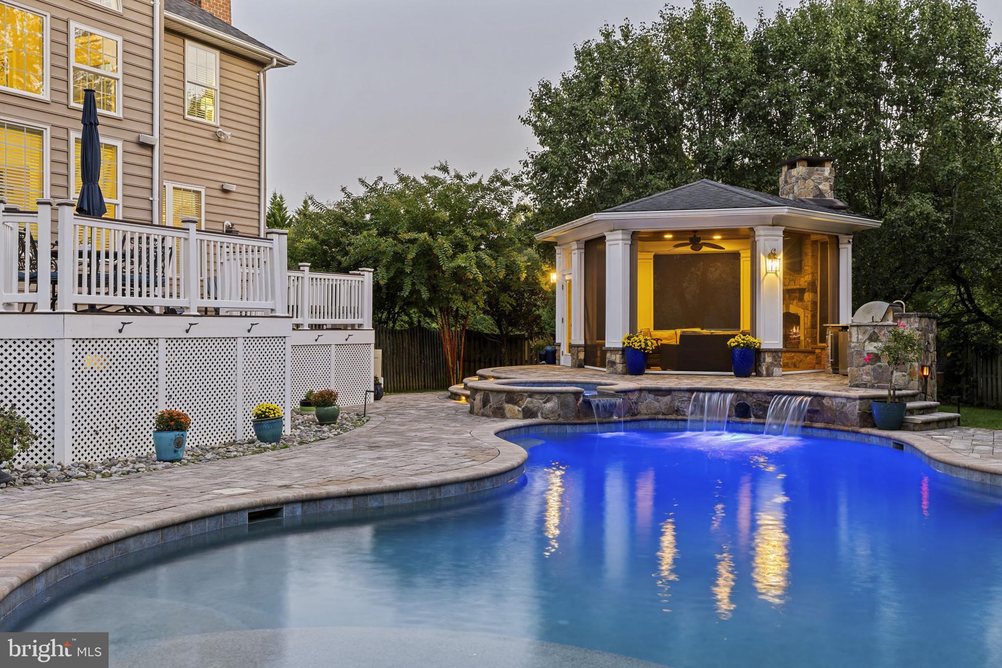 114 LONGFELLOW DRIVE